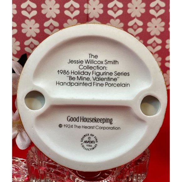 Avon Be My Valentine figurine, by Jessie Wilcox Smith collection, so cute - Picture 13 of 17